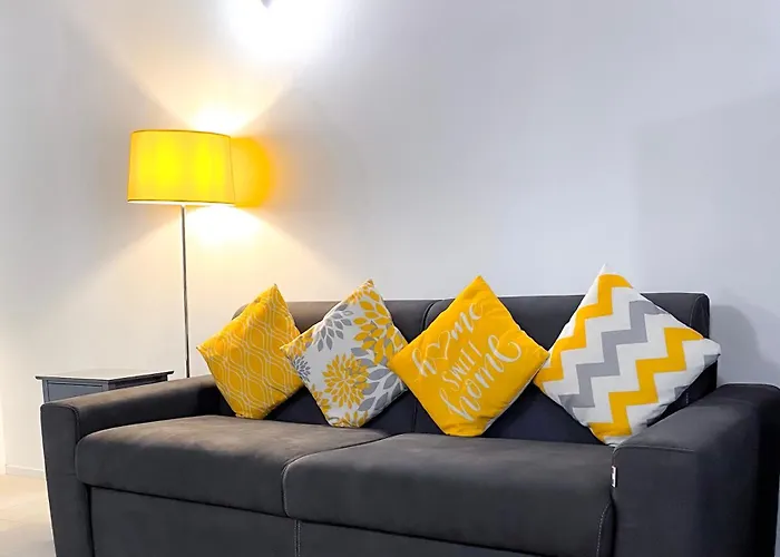Isa Lovely Home In